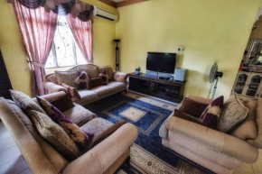 Homestay Jasmin Indah, Senawang (free wifi)
